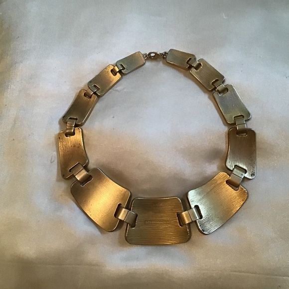 New BCBG necklace - Picture 3 of 5